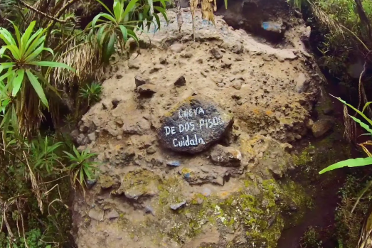 Caverna de dos pisos