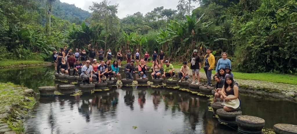Giras académicas en Ecuador: aprendizaje, turismo y experiencia en territorio con Tour Salinerito